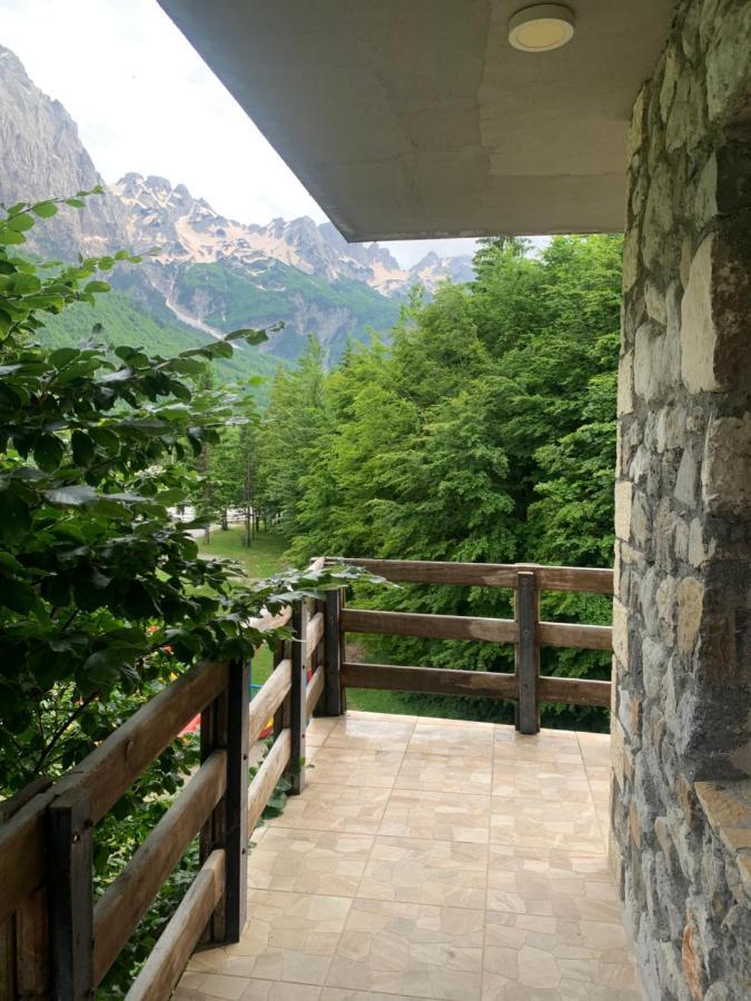 Fusha E Gjes Hotel فالبني المظهر الخارجي الصورة