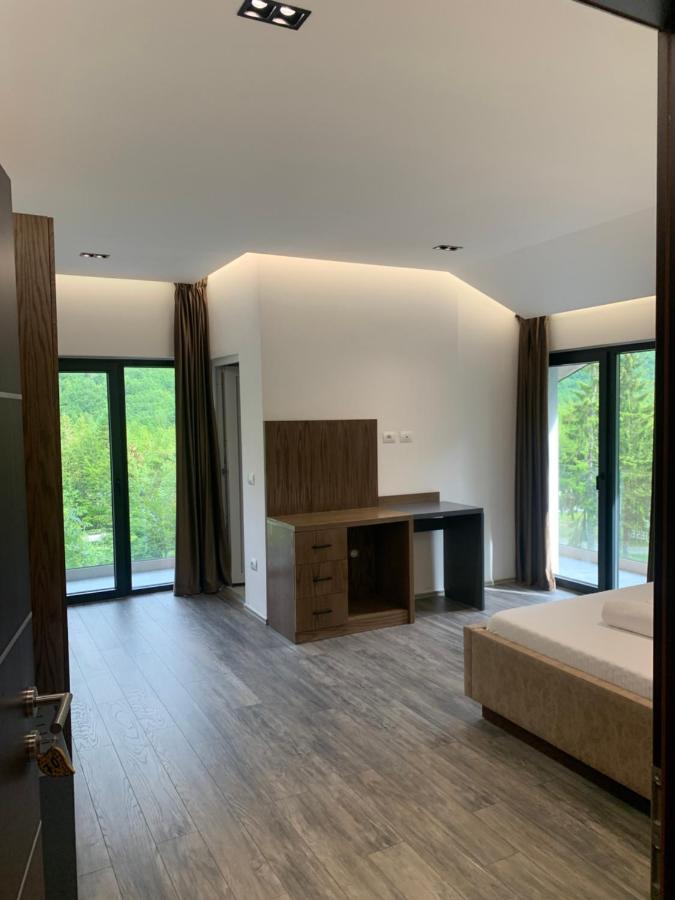 Fusha E Gjes Hotel فالبني المظهر الخارجي الصورة